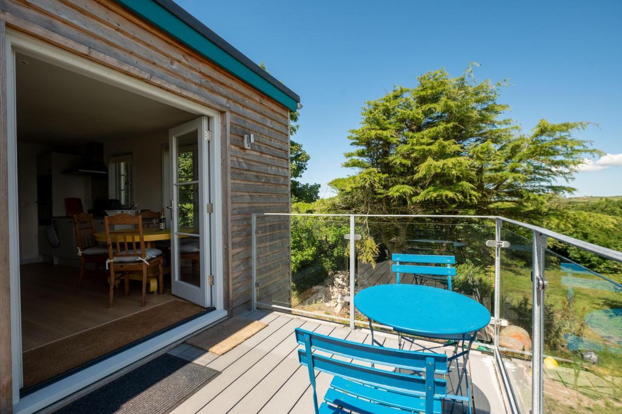 Converted Hay-Loft With Stunning Countryside Views Haverfordwest Kültér fotó